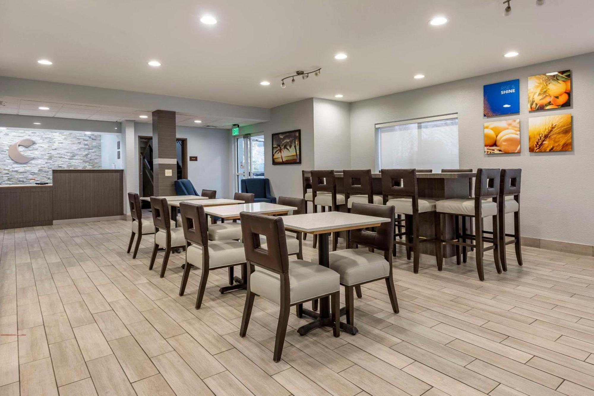 Comfort Inn & Suites Liverpool - Syracuse Экстерьер фото